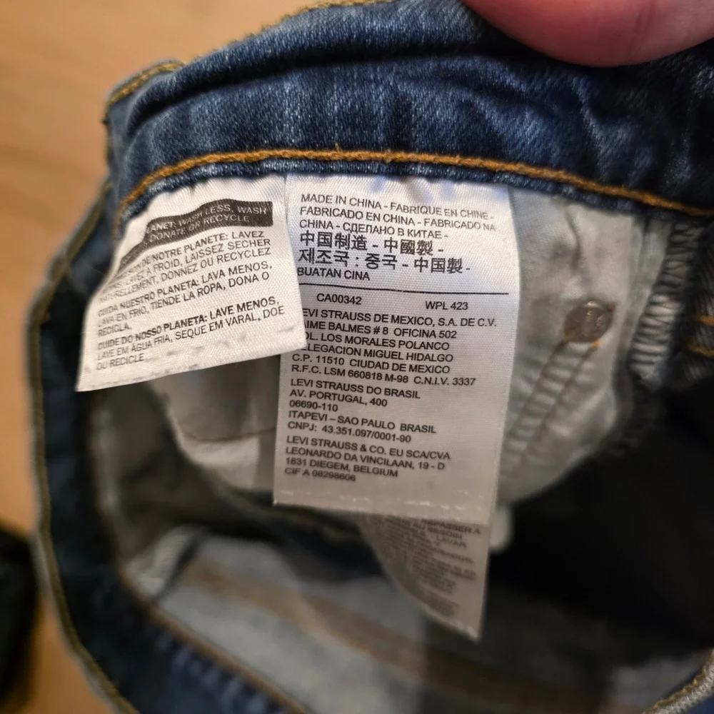 Levis levi 502